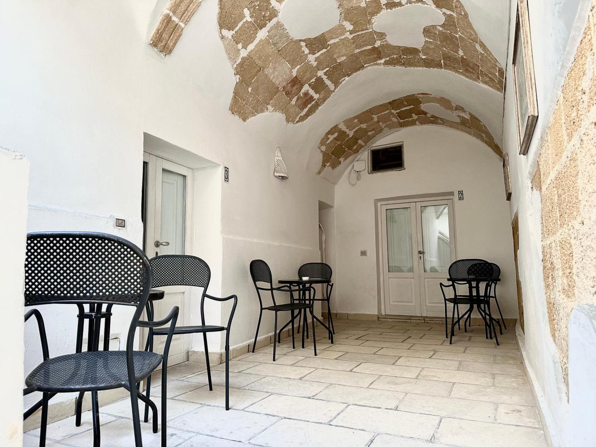 Palazzo Piccioli Hotell Gallipolli Exteriör bild